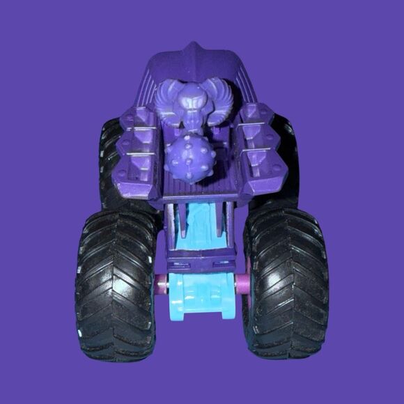 Hot Wheels Monster Trucks Masters Of The Universe Skeletor Die-cast Truck A28 - Picture 5 of 8